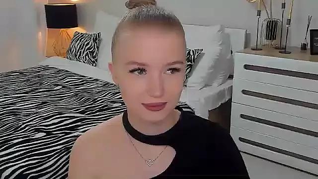 shy__lady from StripChat is Freechat