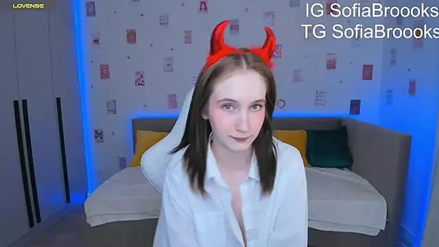 Sofia_Brooks from StripChat is Freechat