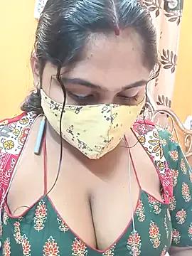 Sophiaboudi from StripChat is Freechat