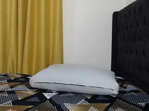 Photos of Sugarr__ from StripChat is Freechat