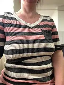 sweetmystery1 from StripChat