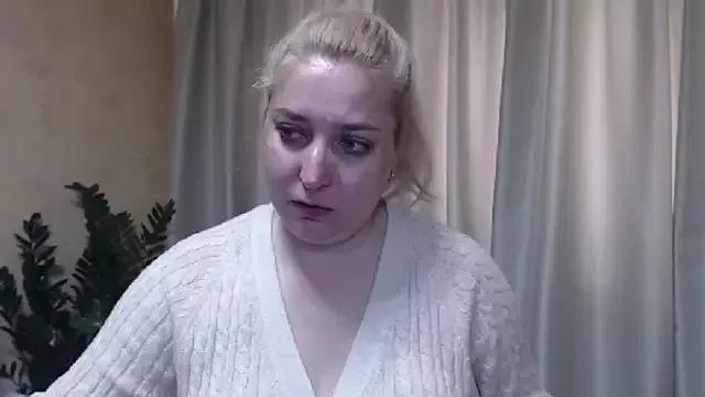 sweetpussy13 from StripChat