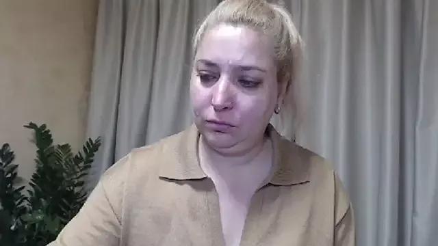 Sweetpussy13 webcams show profile image 