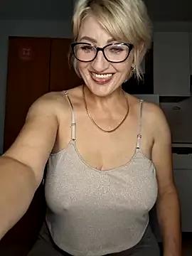 Sweety_blonda007 from StripChat