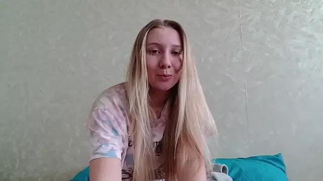 Tender_Lisa from StripChat is Freechat