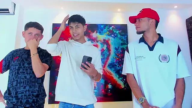 Twinks_Bigcock_ from StripChat is Freechat