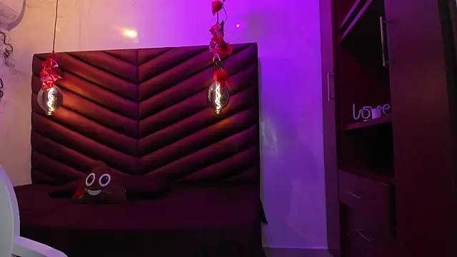 Kooky beauty: discover our turned on strippers as they undress to their adored melodies and slowly orgasm for pleasure to appease your kookiest wishes.