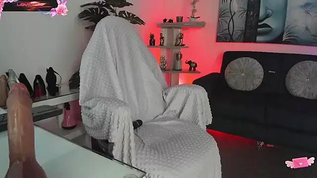 Kooky beauty: discover our turned on strippers as they undress to their adored melodies and slowly orgasm for pleasure to appease your kookiest wishes.
