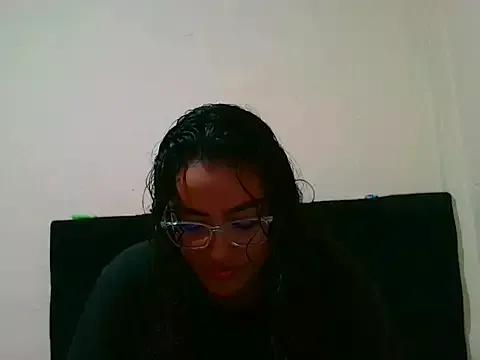 wild_jennifer from StripChat is Freechat