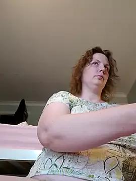 xxSexyBushLinnxx on StripChat 
