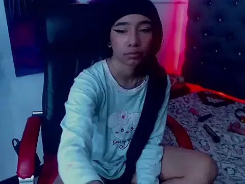 XxxReinaSexyBodyxxX777 from StripChat is Freechat