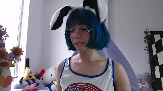 YUKII-UWU webcams show profile image 
