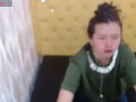 zafiralittle from StripChat is Freechat