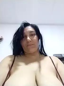 Zafiro_latina from StripChat is Freechat